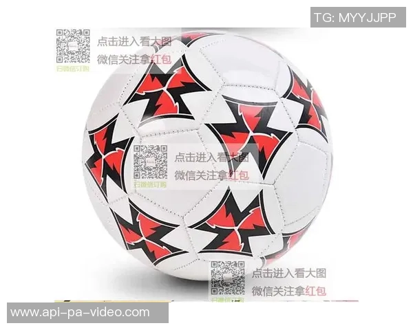 探讨不同品牌和材质的足球价格差异及其影响因素分析